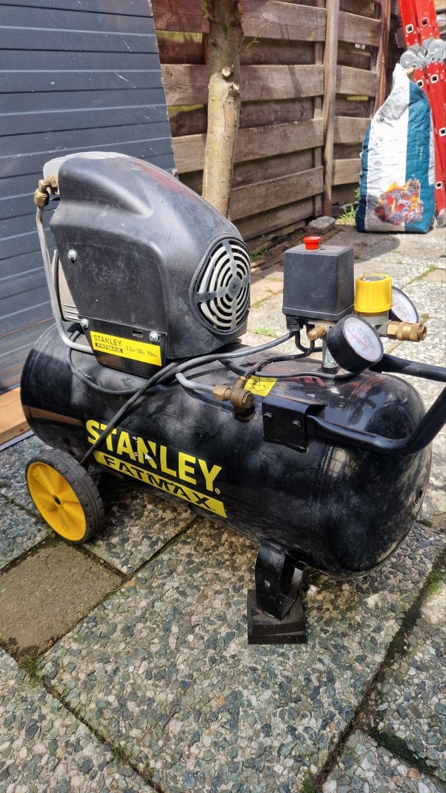Stanley Fatmax Compressor - Mobiel en Krachtig, Ophalen