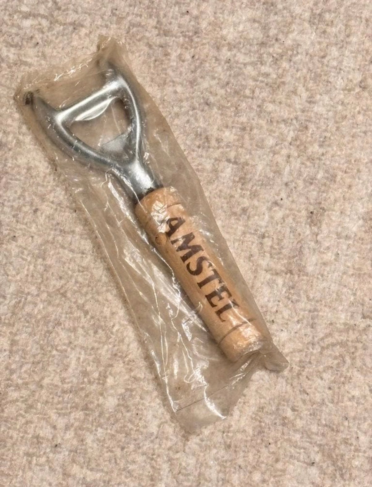 Amstel flesopener met houten handvat, Verzamelen, Ophalen of Verzenden, Nieuw, Flesopener, Amstel