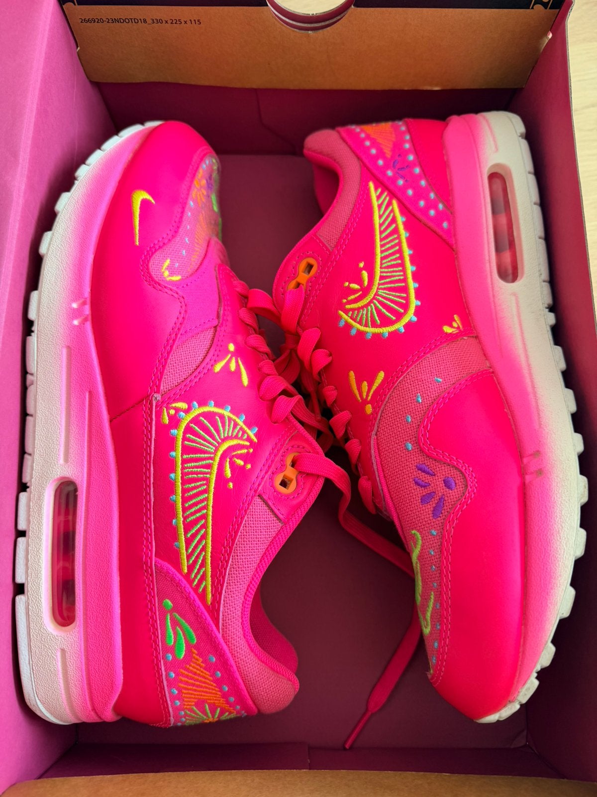 Nike air max 1 Dia de los muertos maat 42,5, Ophalen of Verzenden, Nieuw, Sneakers of Gympen