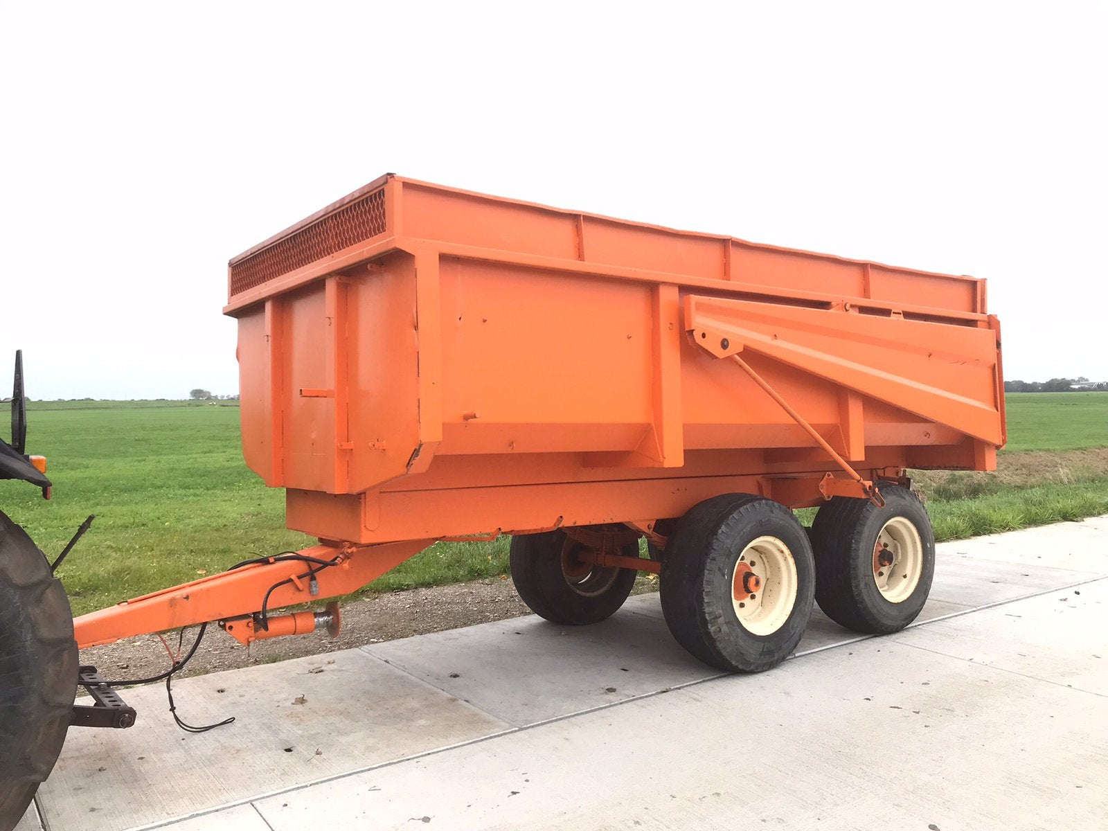 Lely Frondmaai- VIA kieper- Snipper machine- Regen Installat, Ophalen, Vollegrondsgroente, Zaaien, Planten of Poten