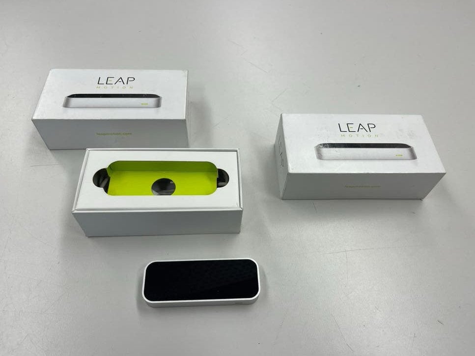2x Leap Motion Controller - Gesture motion tracking, Computers en Software, Overige Computers en Software, Zo goed als nieuw, Ophalen of Verzenden