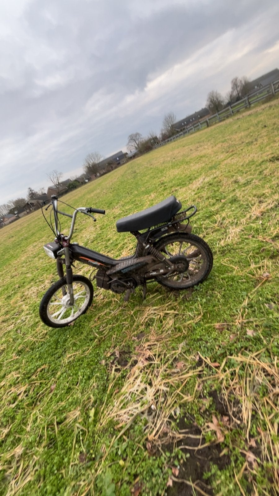 Tomos 50cc Brommer - Goed onderhouden, Fietsen en Brommers, Brommers | Tomos, Ophalen, Gebruikt
