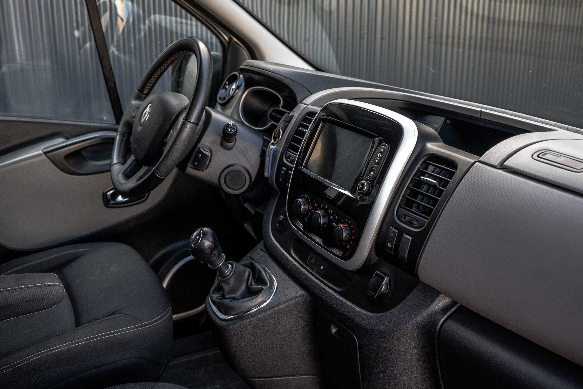 Renault Trafic 1.6 dCi L2H1 | 9-Zits | Cruise | Navi | Airco, Auto's, Voorwielaandrijving, Stof, Gebruikt, 4 cilinders