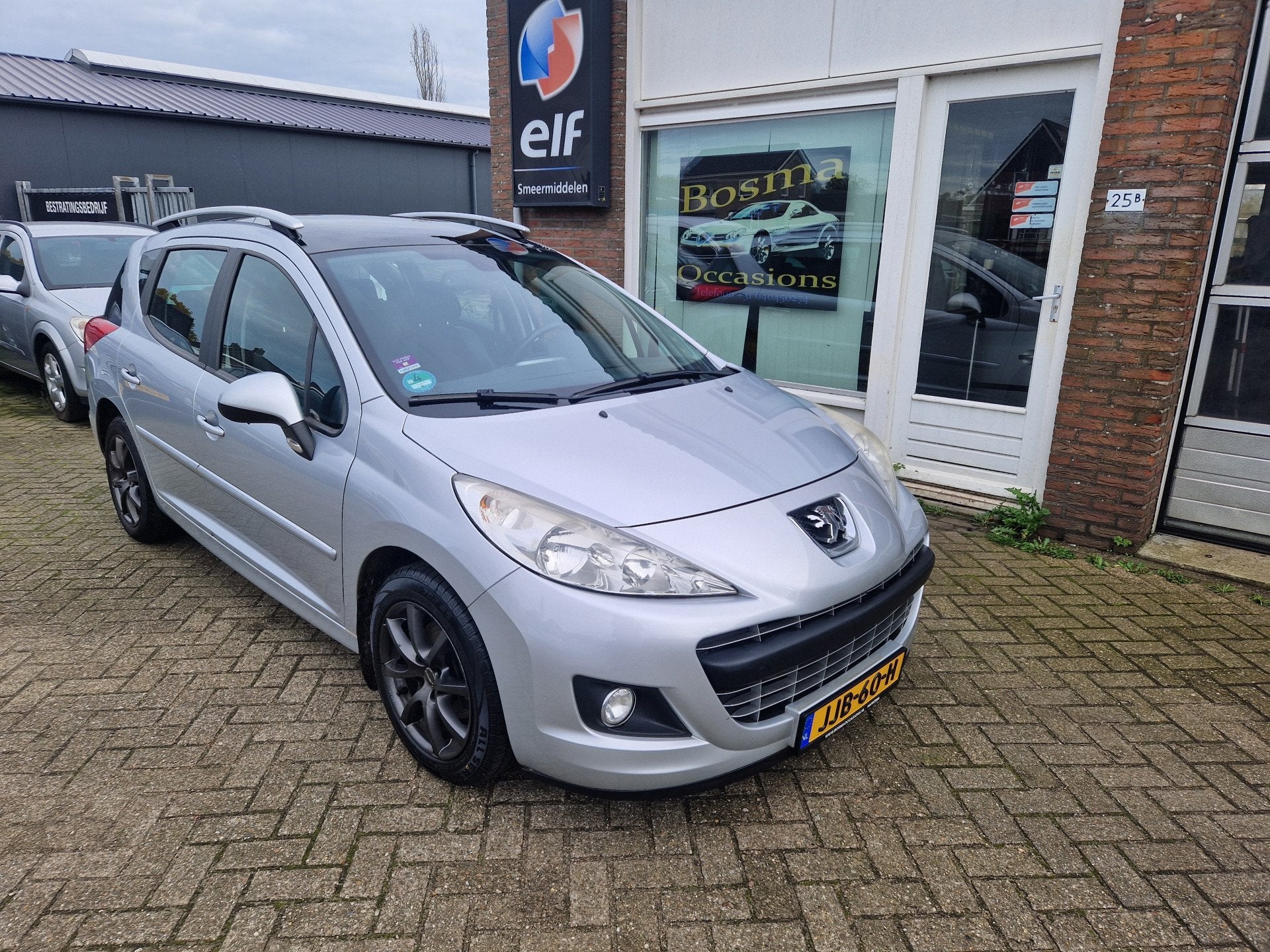Peugeot 207 Station 1.6-16V "Sportium" Pano-dak - Stoelverwa, Auto's, Voorwielaandrijving, Euro 5, Gebruikt, Zwart