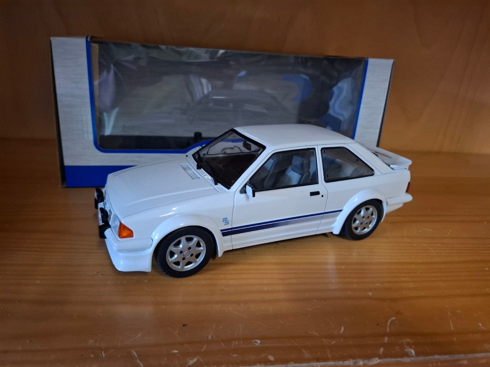 Mcg 1:18 ford escort rs turbo, Ophalen of Verzenden, Nieuw, Overige merken
