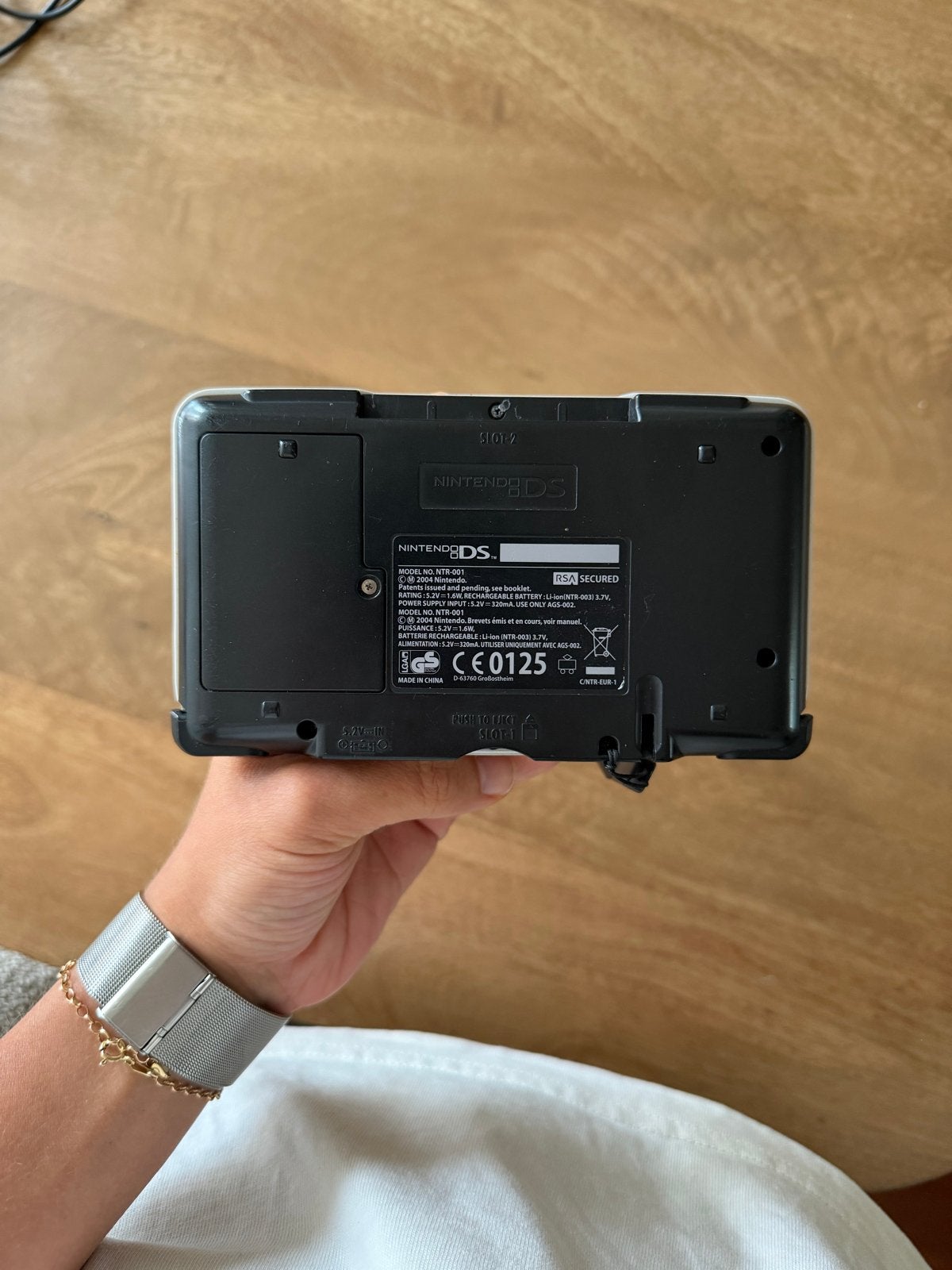 Nintendo DS (origineel) met oplader, zonder stylus, Spelcomputers en Games, Spelcomputers | Nintendo DS, Ophalen of Verzenden