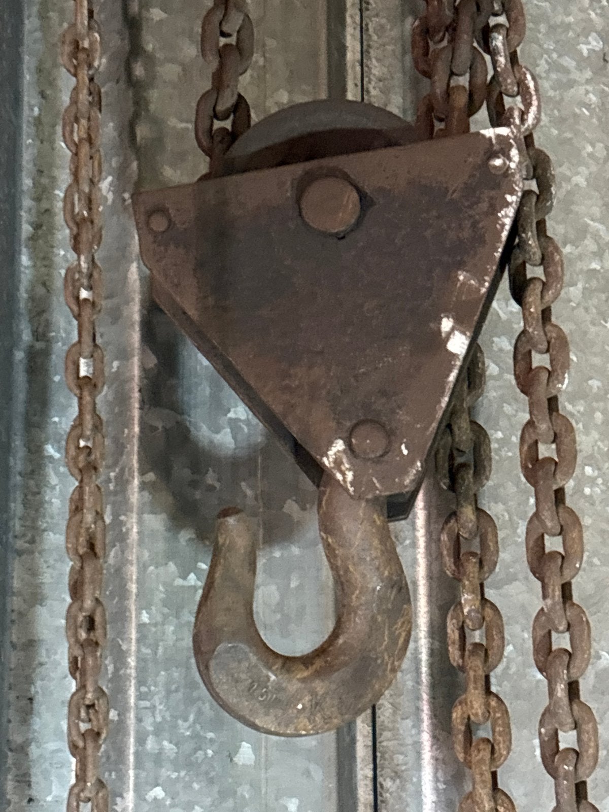 Robuuste Kettingtakel - Werkend, voor Decoratie of Gebruik, Doe-het-zelf en Verbouw, Lieren en Takels, Ophalen, Gebruikt, Handmatig