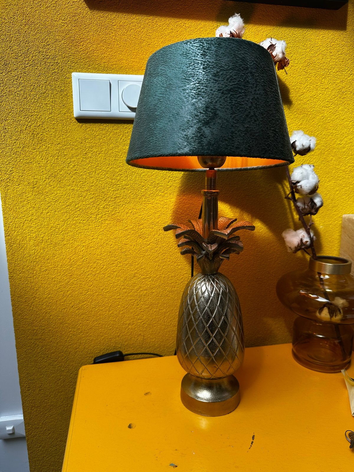 Ananas tafellamp 60 cm hoog met groene kap, Huis en Inrichting, Ophalen, Goud, Met kap, Metaal