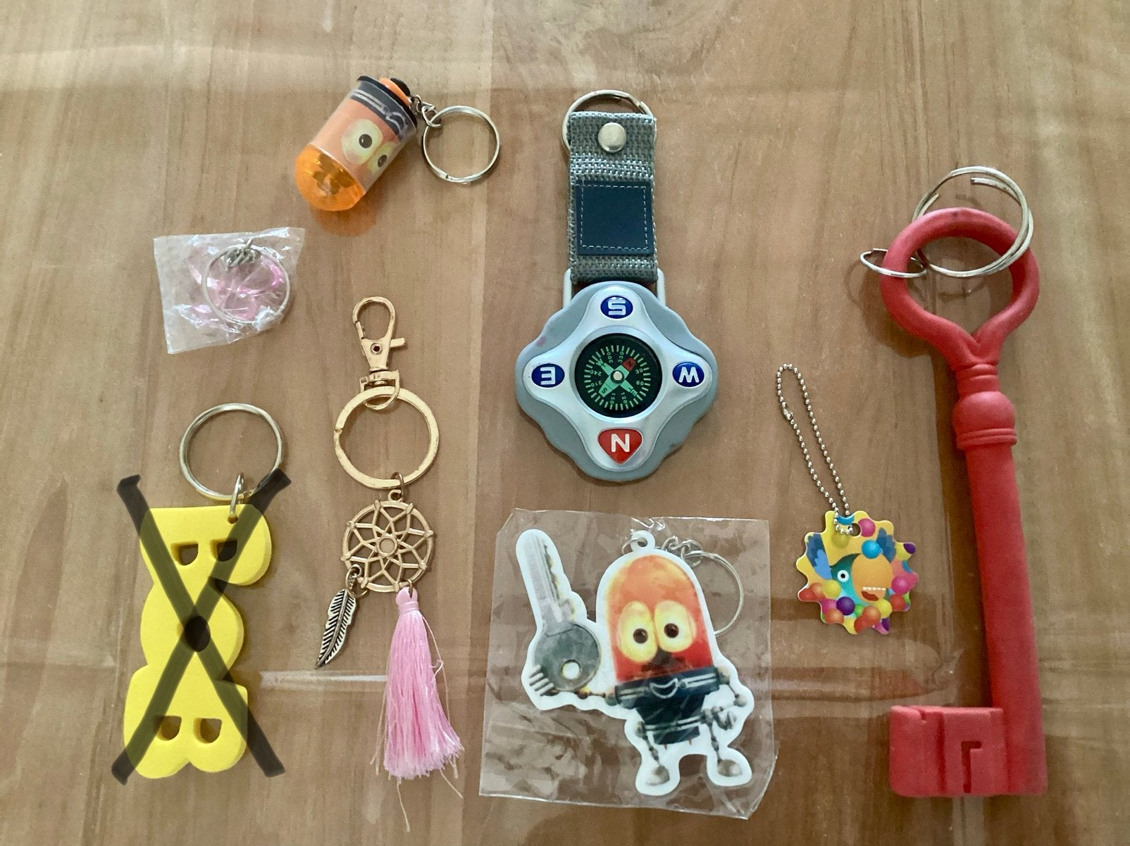 7 sleutelhangers, Ophalen of Verzenden, Zo goed als nieuw