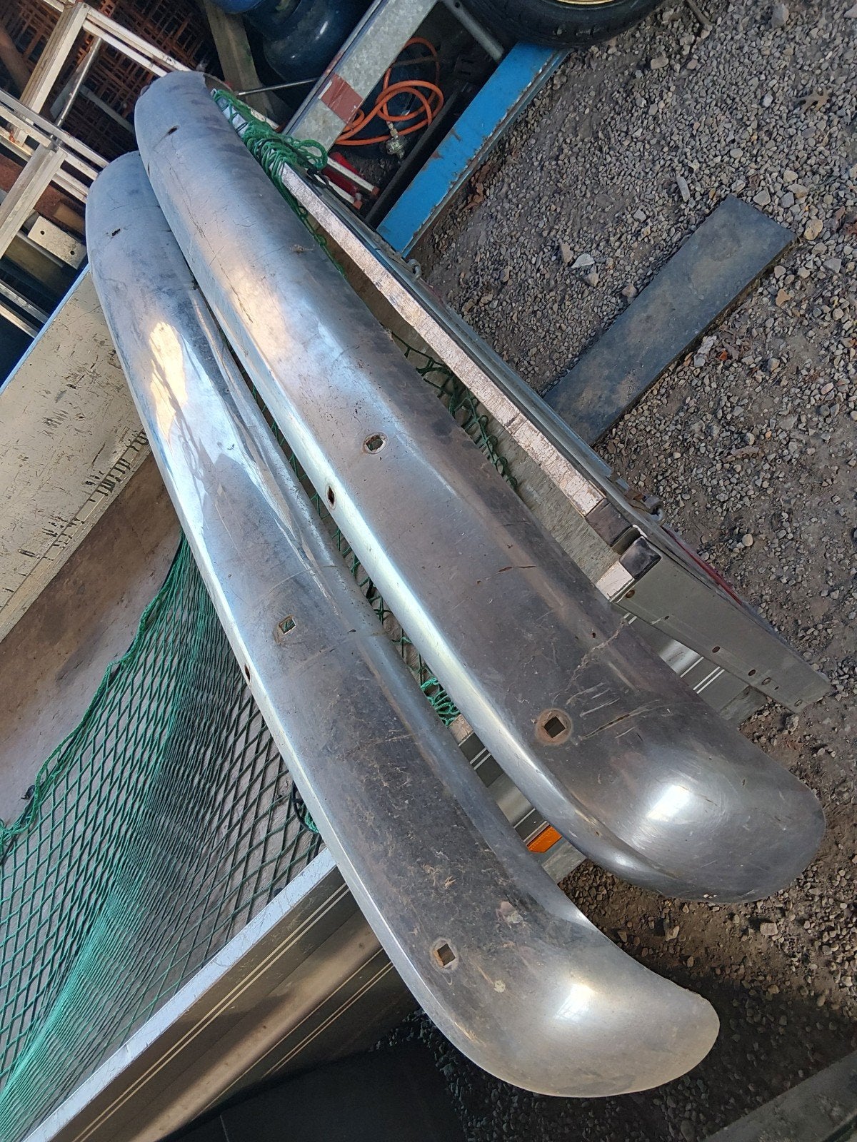 2 bumpers pick up jaren '50, Ophalen, Carrosserie en Plaatwerk