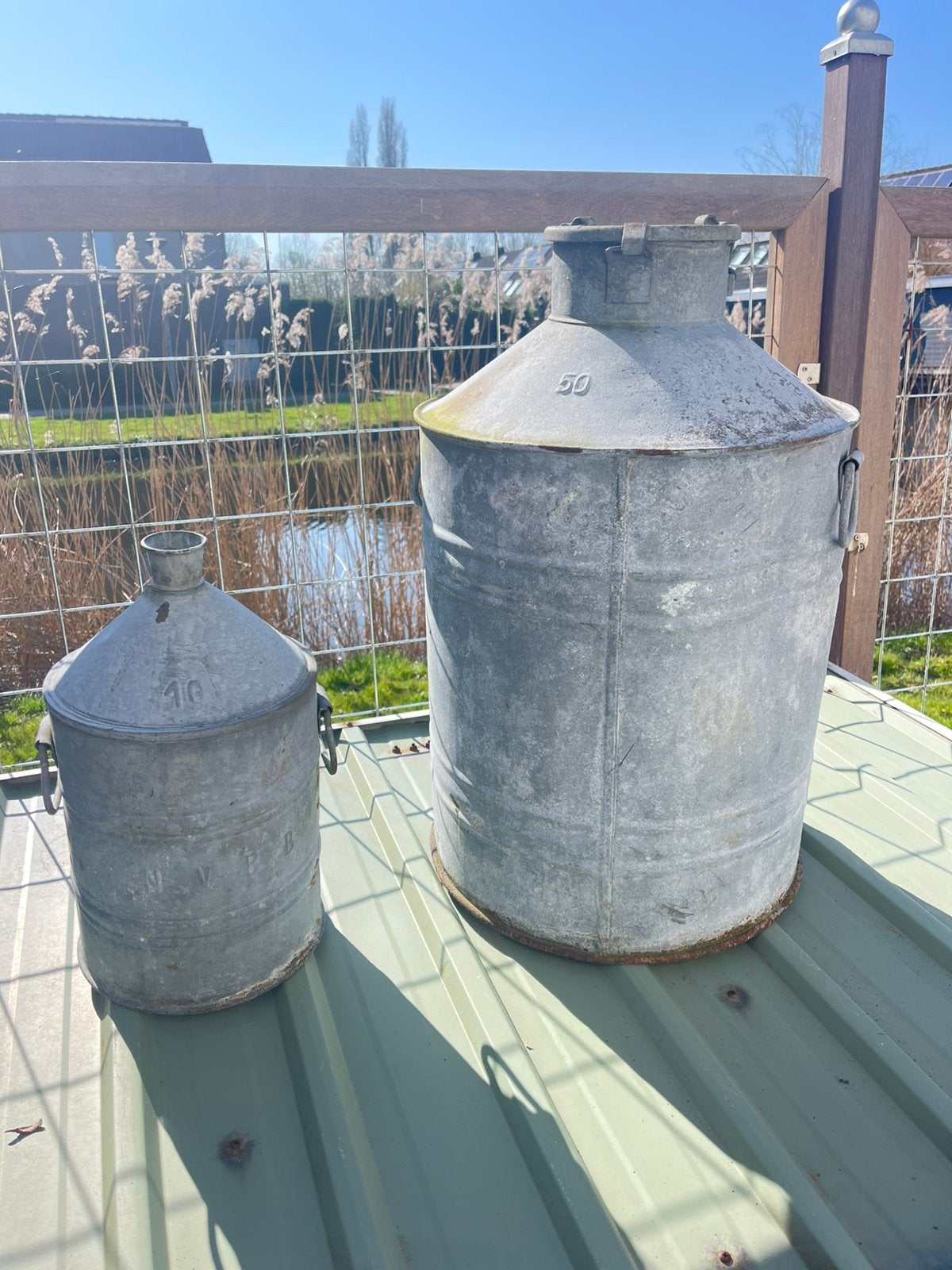 Antieke industriële melkvatten/olievatten zink/zinken, Ophalen, Gebruikt