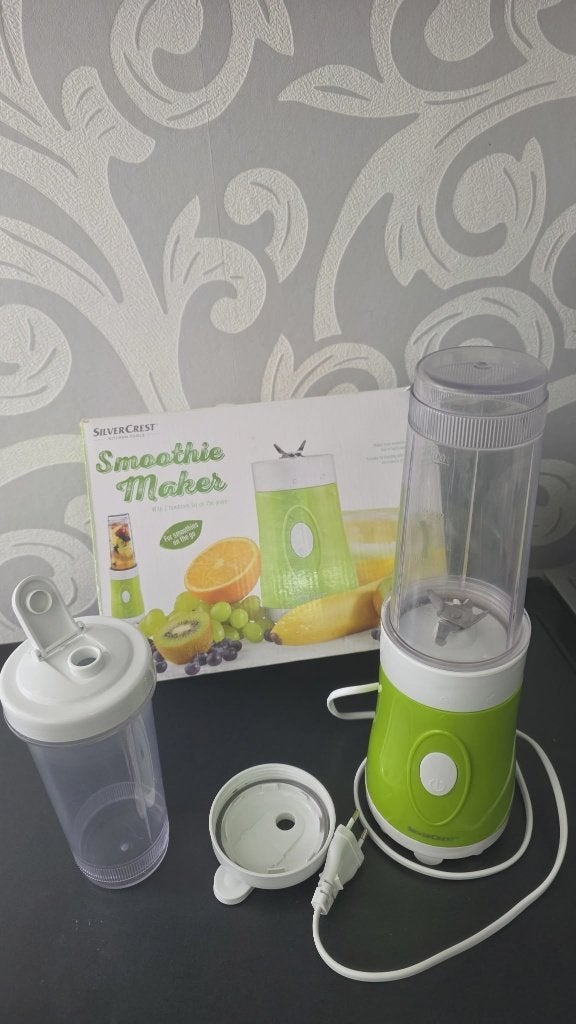 Smoothie maker, Witgoed en Apparatuur, Blenders, Ophalen, Zo goed als nieuw, Blender