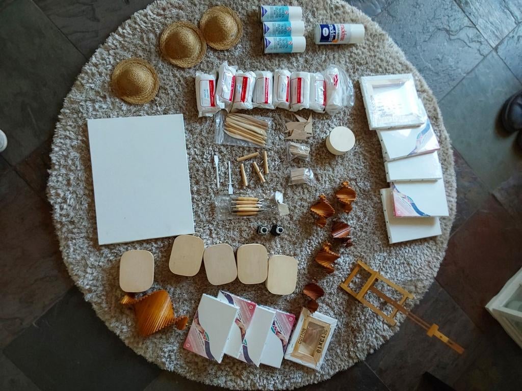 Diverse knutselspullen: doosjes, hoedjes, schilderijtjes enz, Ophalen, Nieuw, Meerkleurig, Hout