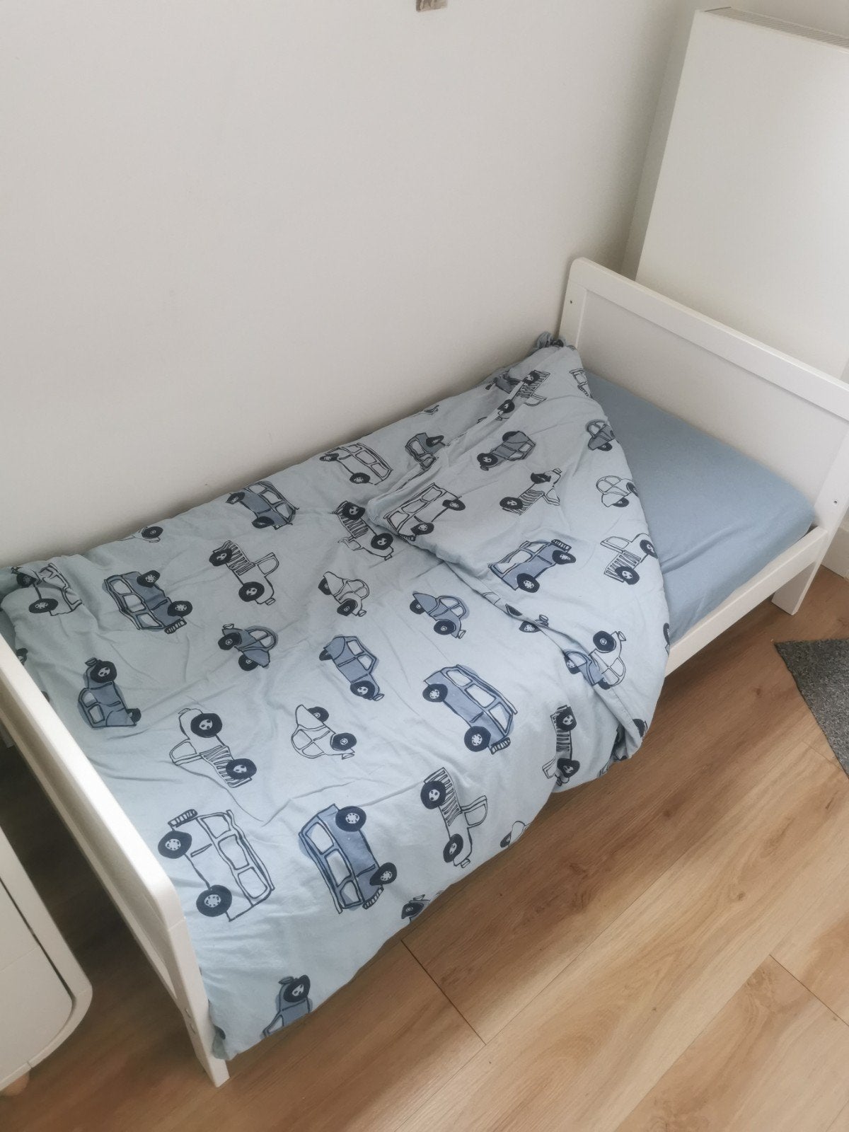 wit peuterbed Petit Amelie  (incl. hekjes), Huis en Inrichting, Ophalen, Gebruikt, Wit, 190 cm of minder
