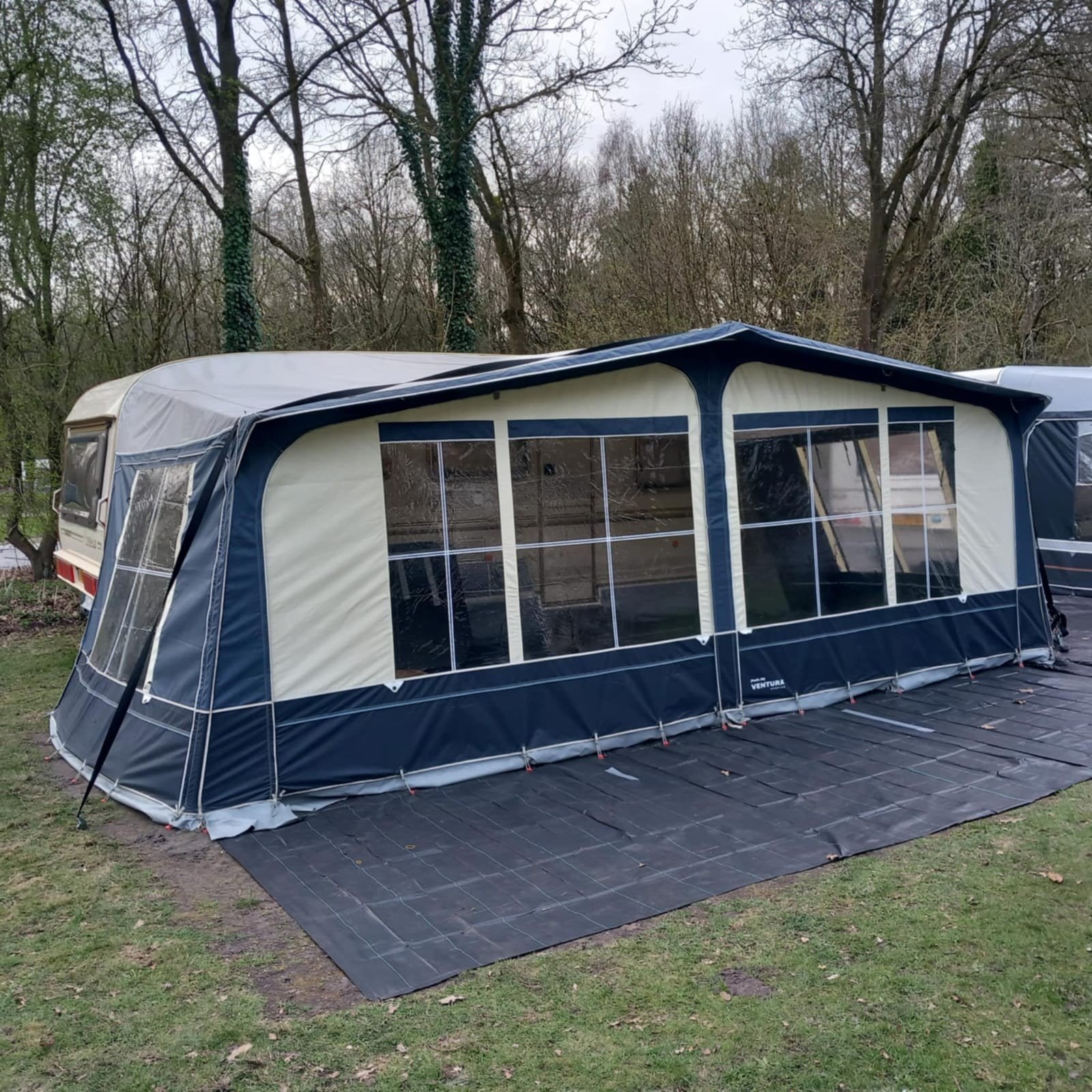 Ventura Pacific 300 voortent - omloopmaat 986 - 1010 cm, Ophalen, Zo goed als nieuw, Isabella
