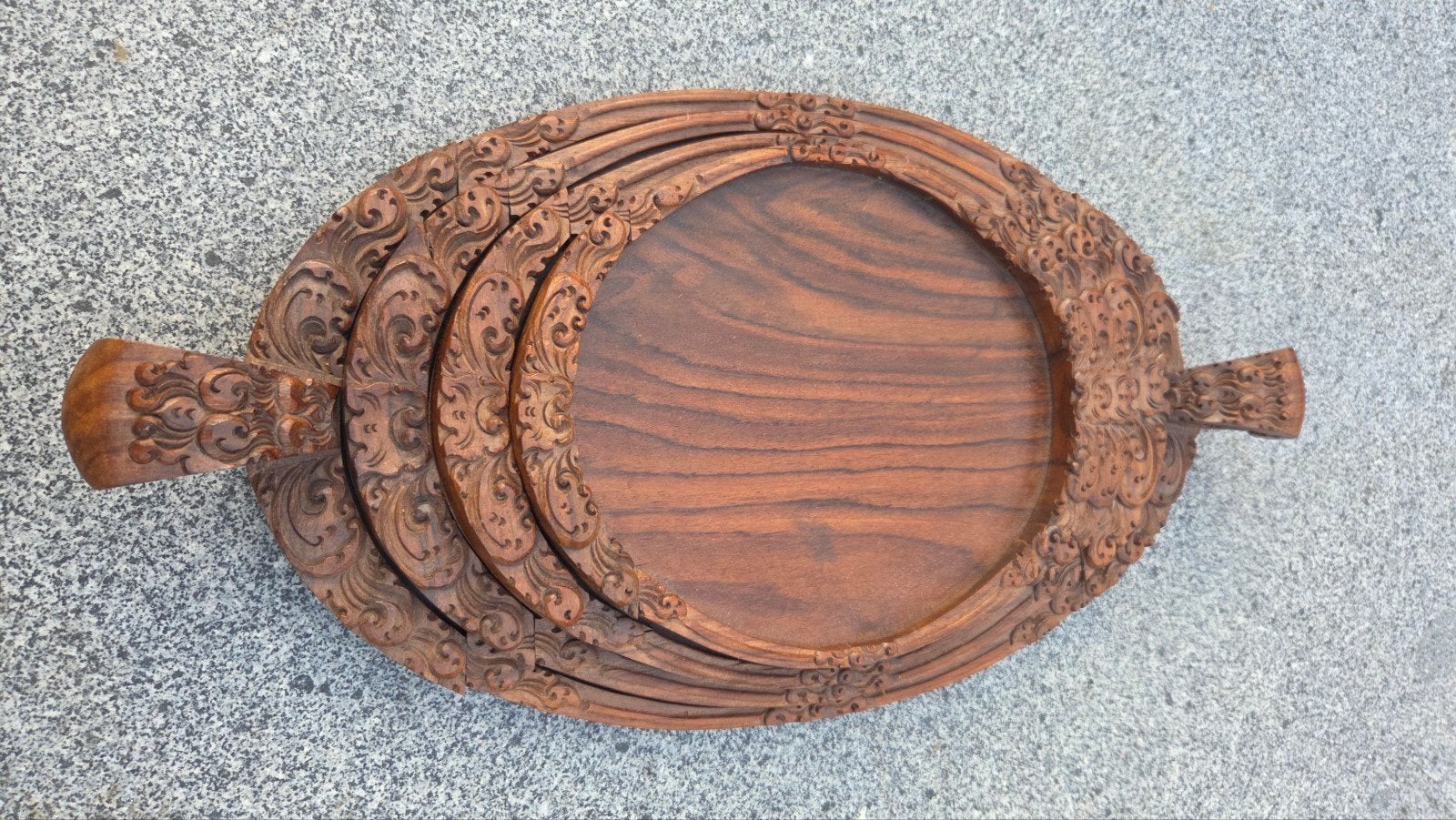 Prachtige oude dienbladen uit Bali, Huis en Inrichting, Ophalen of Verzenden, Glas of Kopje