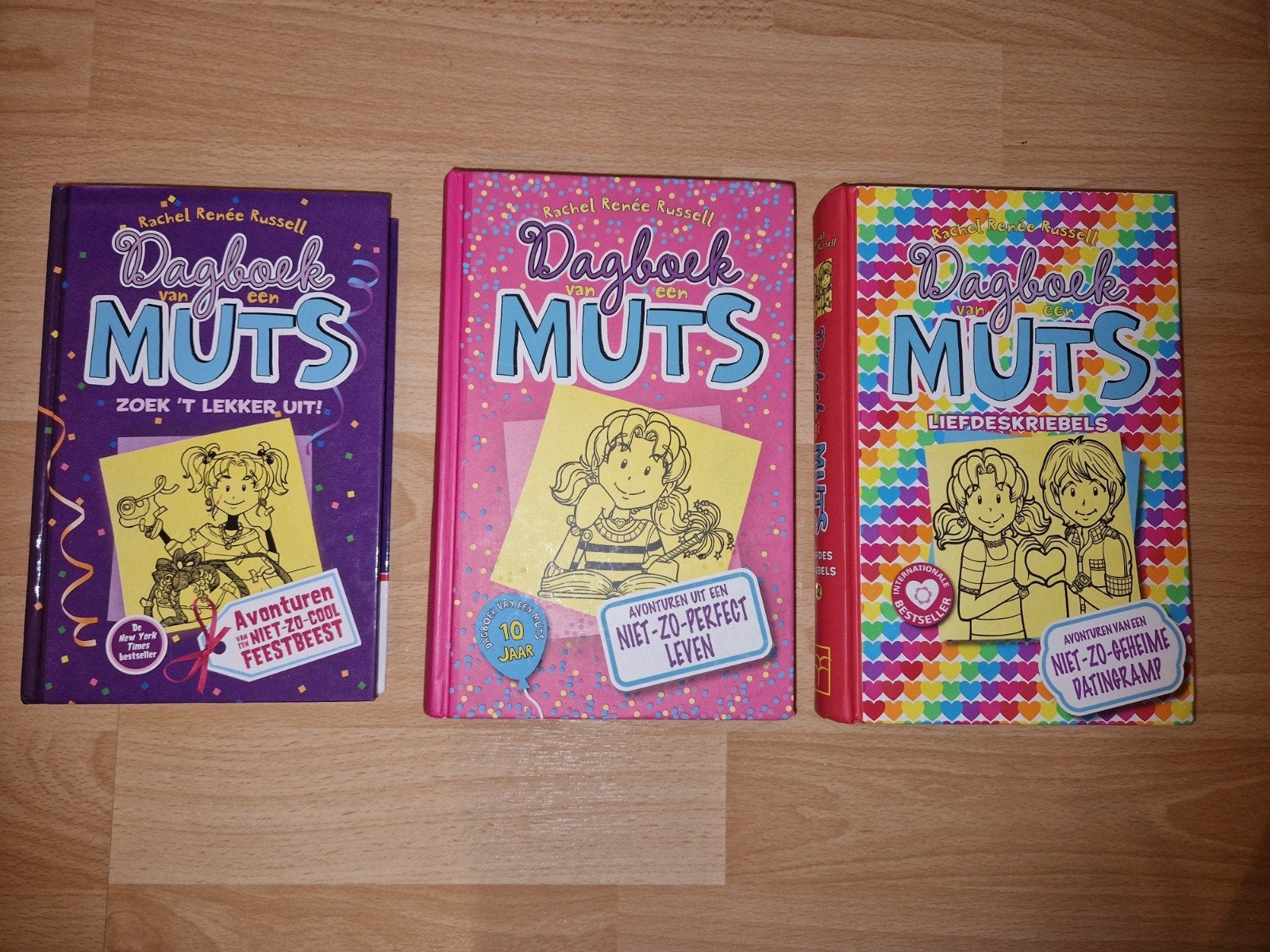 Dagboek van een muts deel 1 - deel 2 - deel 12, Boeken, Ophalen of Verzenden, Zo goed als nieuw, Rachel Renée Russell