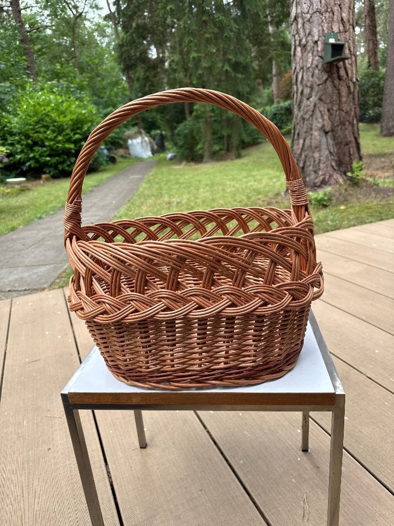 Rieten mand, stevig, nieuw, Huis en Inrichting, Woonaccessoires | Schalen en Manden, Ophalen, Mand, Nieuw, Riet