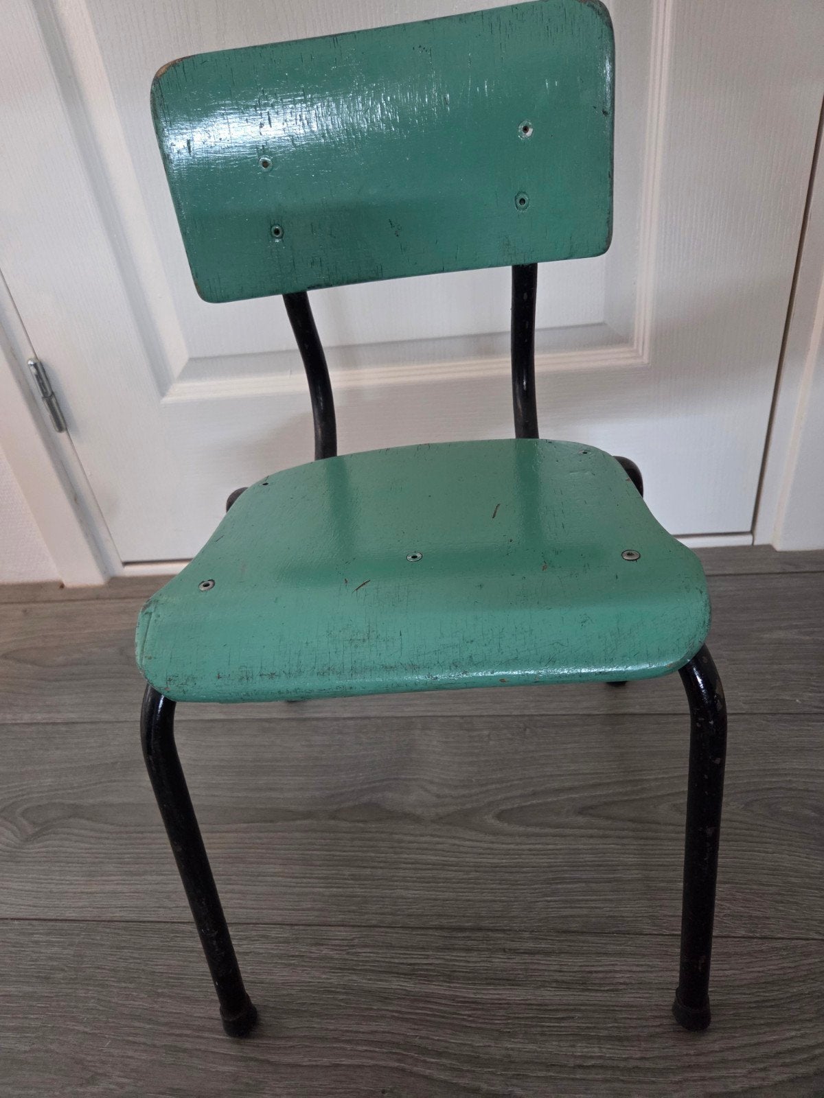 Vintage kinderstoel, groen met metalen frame, Ophalen