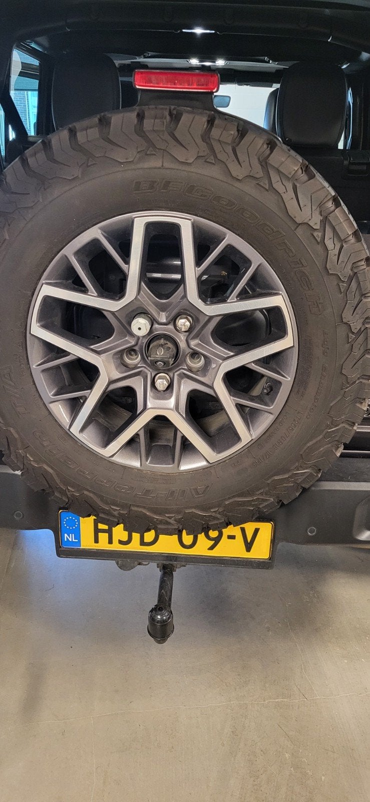 Set van 5 BFGoodrich All-Terrain T/A KO2 banden met velgen, Auto-onderdelen, Banden en Velgen, Ophalen, 18 inch, Gebruikt, 255 mm