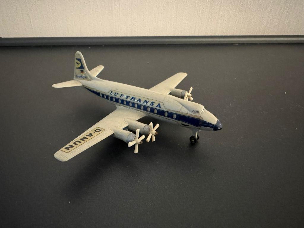 Siku Viscount 814 Lufthansa vliegtuig, Ophalen of Verzenden, Gebruikt, Schaalmodel
