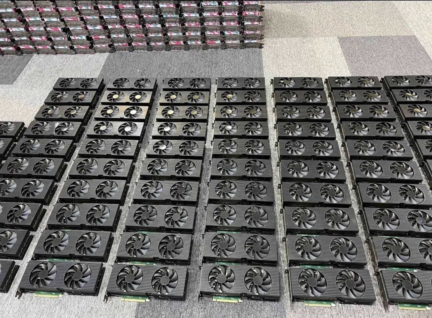 Gezocht/Gevraagd: Partij videokaarten / bulk GPU's, Ophalen