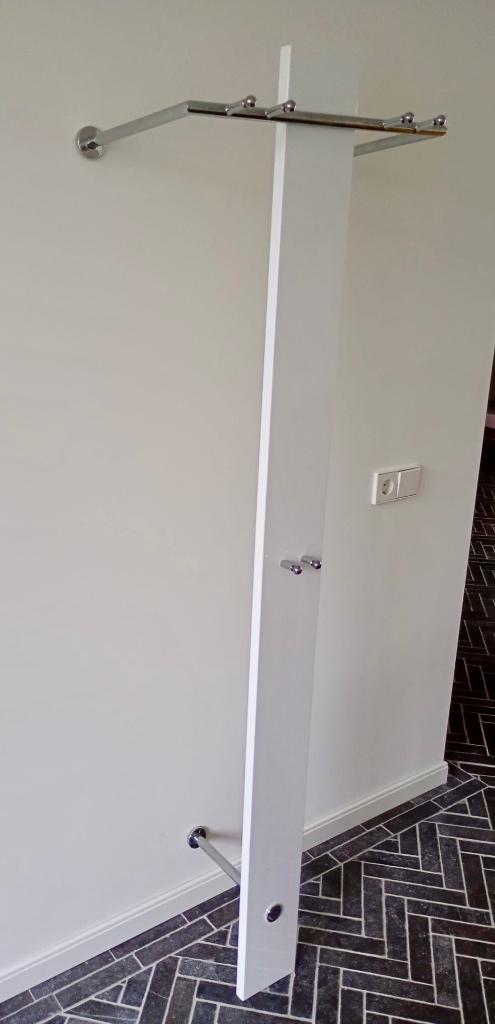 Wandkapstok wit, metaal met 10 hangers, Huis en Inrichting, Woonaccessoires | Kapstokken, Overige materialen, Gebruikt, 150 tot 200 cm