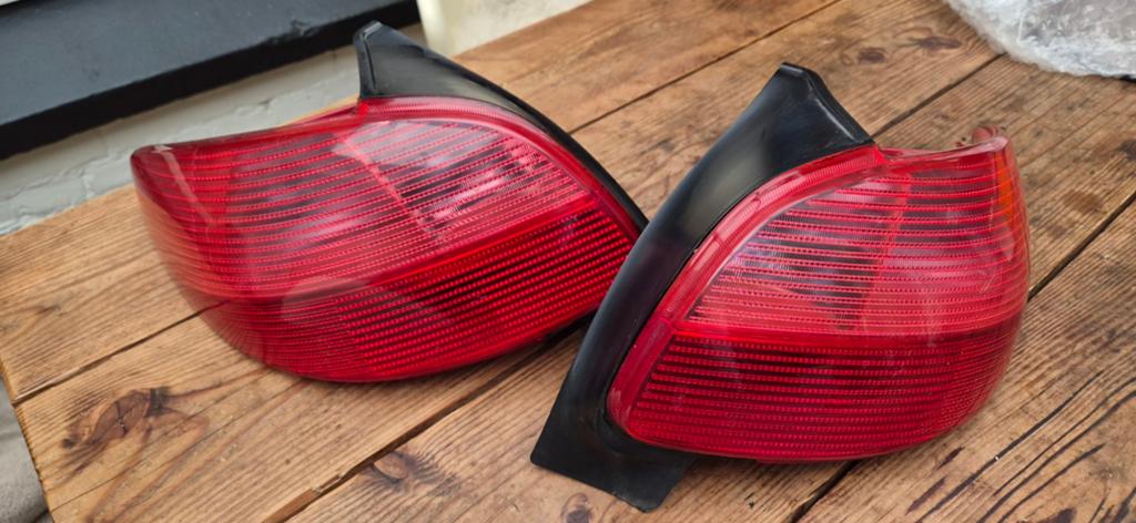 Achterlichten voor Peugeot 206 af 1999, Auto-onderdelen, Verlichting, Ophalen of Verzenden, Gebruikt, Peugeot