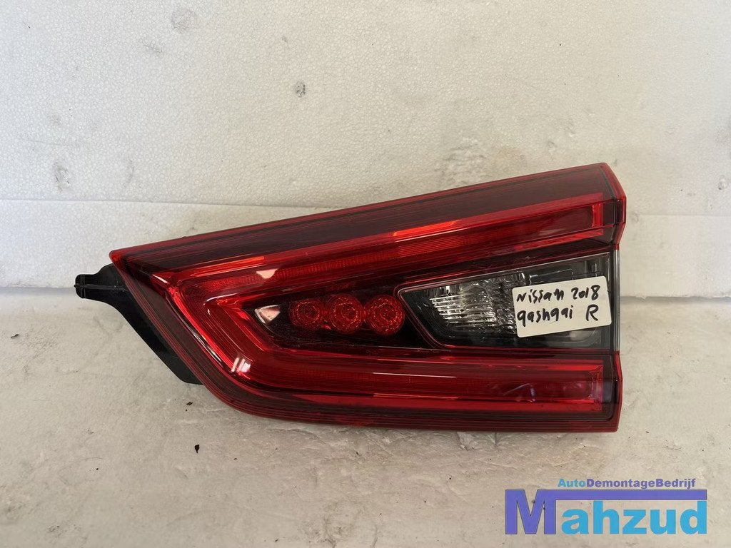 NISSAN QASHQAI 2 J11 Rechts binnen achterlicht 2013-2021, Auto-onderdelen, Verlichting, Nissan, Gebruikt, Ophalen of Verzenden