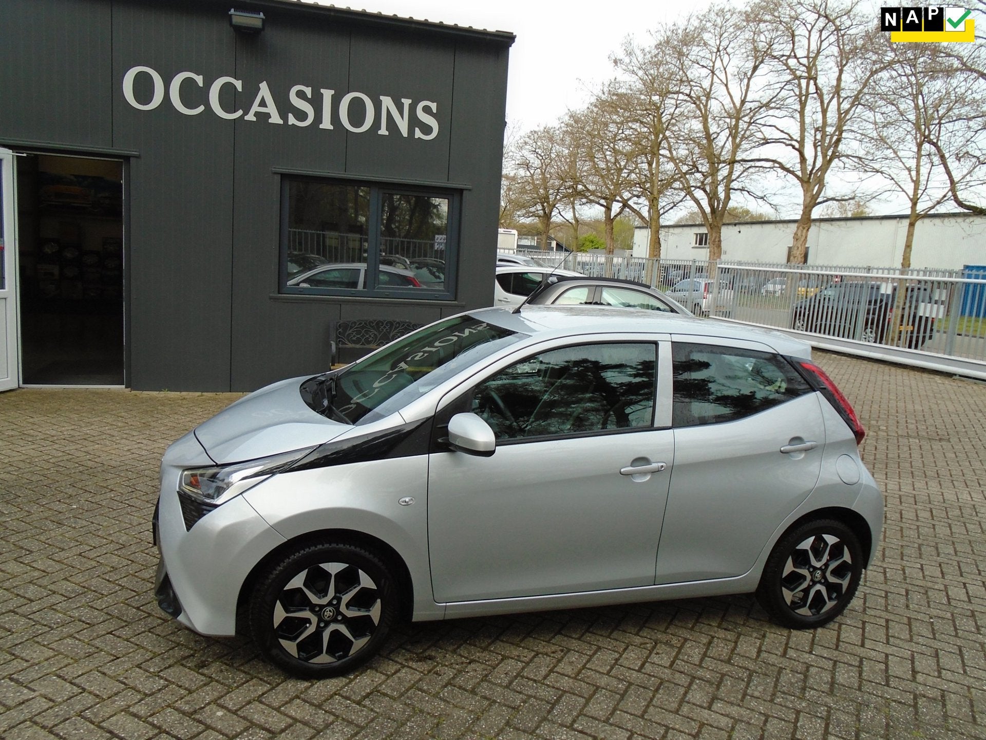 Toyota Aygo 1.0 VVT-i x-fun, Auto's, Voorwielaandrijving, Stof, Gebruikt, 4 stoelen