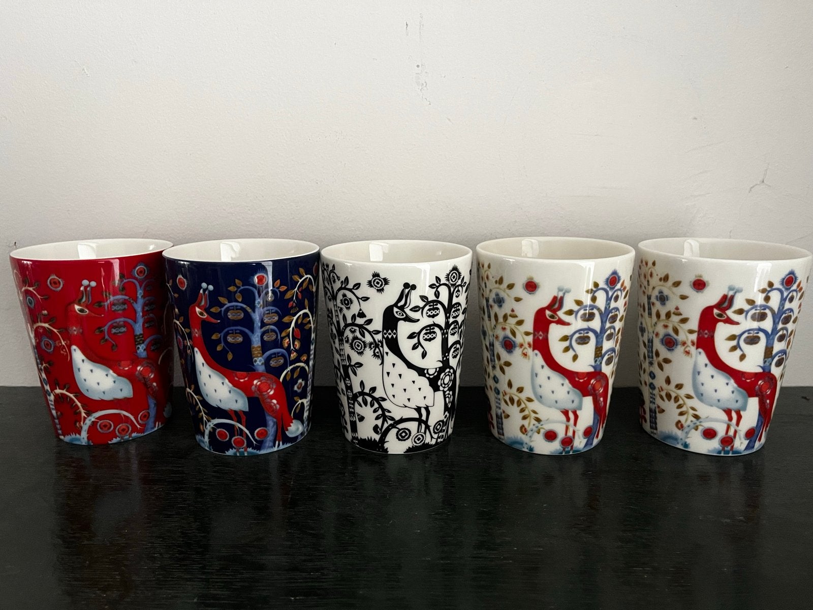 Iittala Taika bekers - set van 5. 0,4 L., Huis en Inrichting, Overige merken, Keramiek, Zo goed als nieuw, Overige stijlen