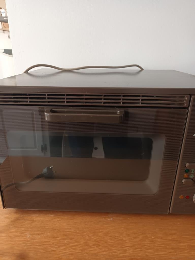 GRATIS                Siemens Microwelle Plus Combimagnetron, Ophalen, Combimagnetron, Gebruikt, Hete lucht