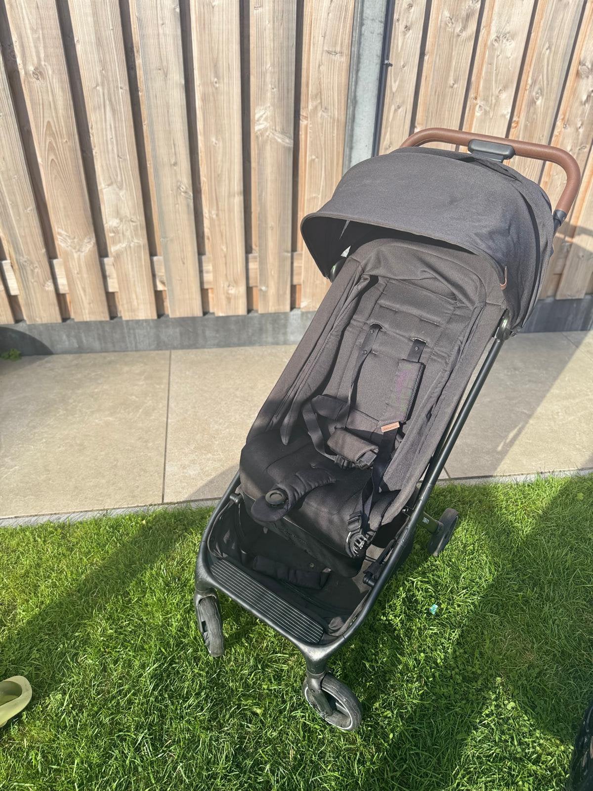 Dubatti travel buggy (cabin size), Kinderen en Baby's, Ophalen, Zo goed als nieuw