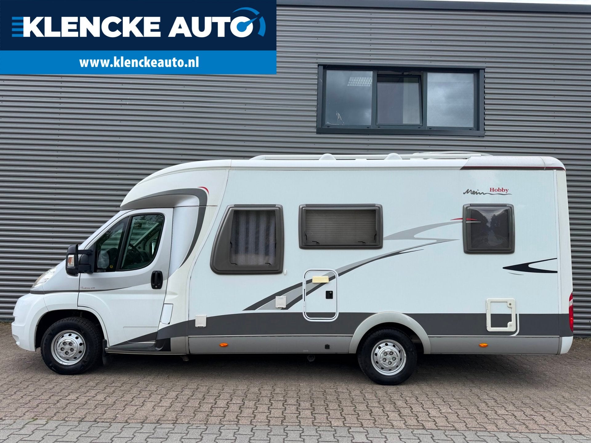 Hobby D 650 FLC 122.223km Luchtvering Airco Cruise ctrl Vast, Caravans en Kamperen, Campers, Afzuigkap, Airbags, Ringverwarming