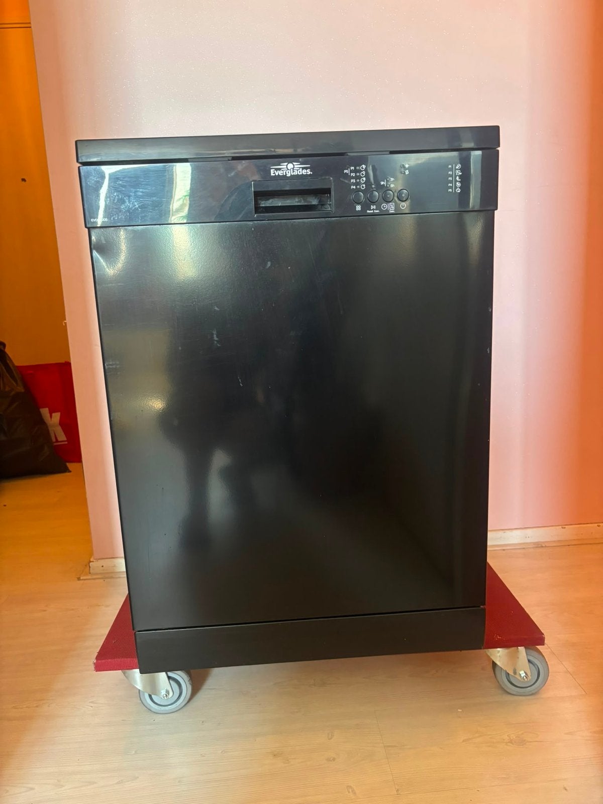 Everglades Vrijstaande Vaatwasser Zwart - Zo goed als nieuw, Witgoed en Apparatuur, Vaatwasmachines, Ophalen, 60 cm of meer, Zo goed als nieuw