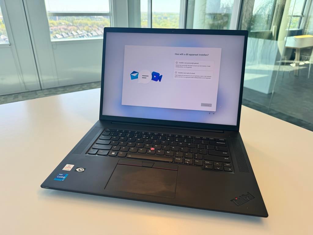 Lenovo ThinkPad X1 Extreme Gen 5 (juli 2023) 16” Intel i7, Ophalen, Met videokaart, Qwerty, Zo goed als nieuw