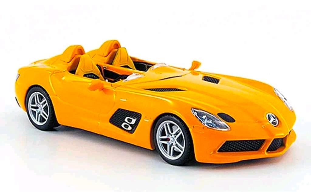 MINICHAMPS MERCEDES -BENZ SLR MCLAREN STIRLING MOSS  1:18, Hobby en Vrije tijd, Modelauto's | 1:18, Ophalen of Verzenden, Zo goed als nieuw
