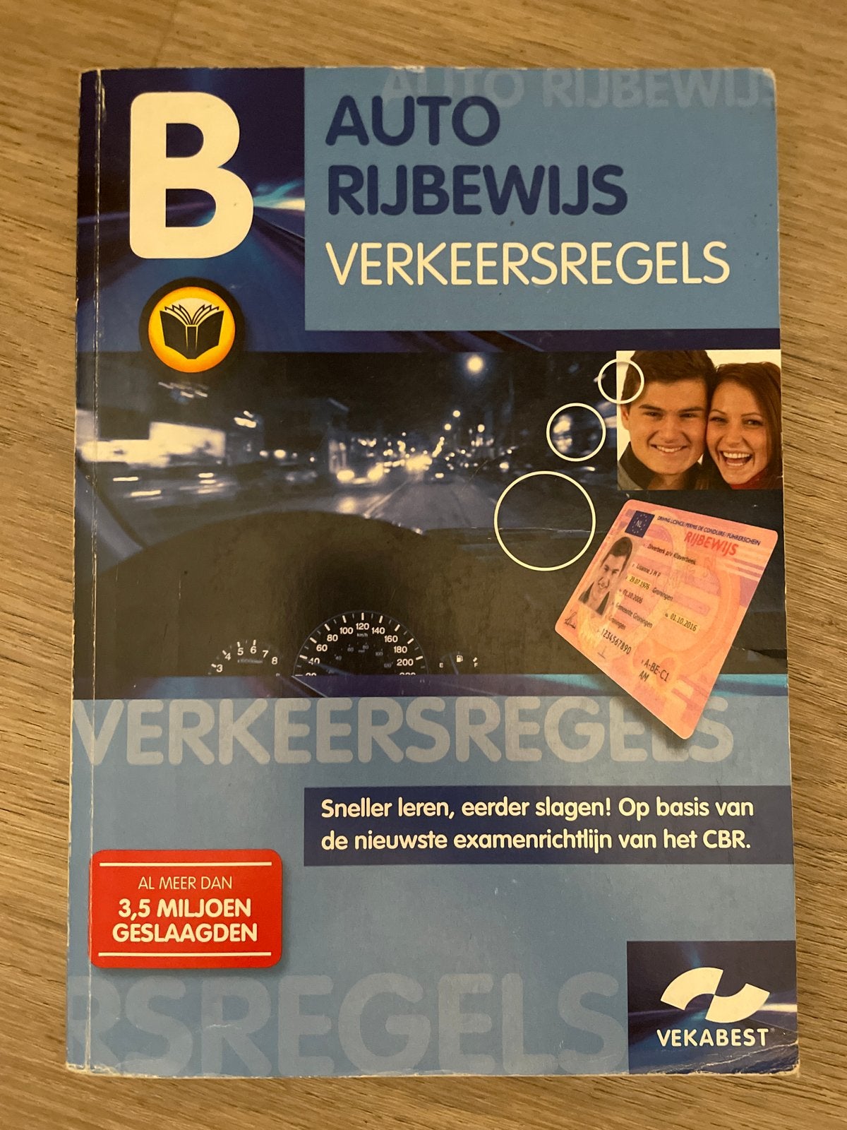 Vekabest Auto Rijbewijs Verkeersregels Boek, Ophalen of Verzenden, Gelezen, Overige niveaus
