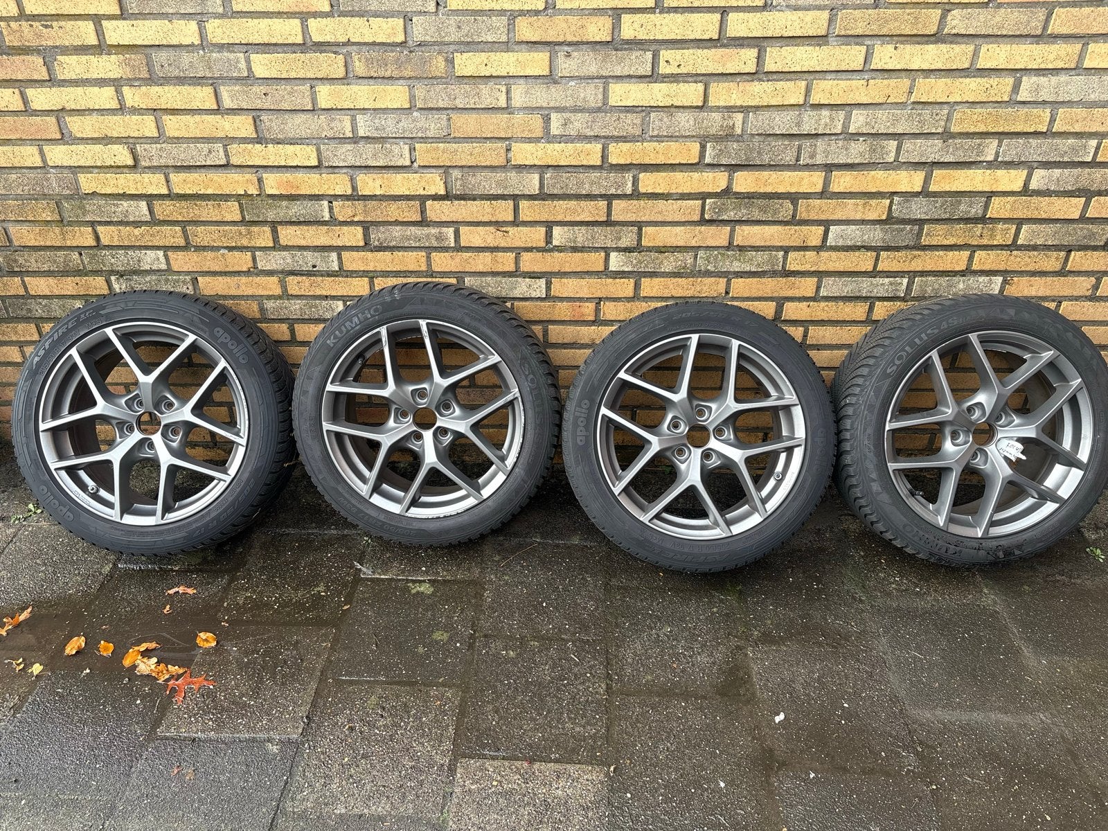 Ford Focus 4 banden en velgen: 2x All Season, 2x Winter, Ophalen, Gebruikt, Banden en Velgen, 17 inch