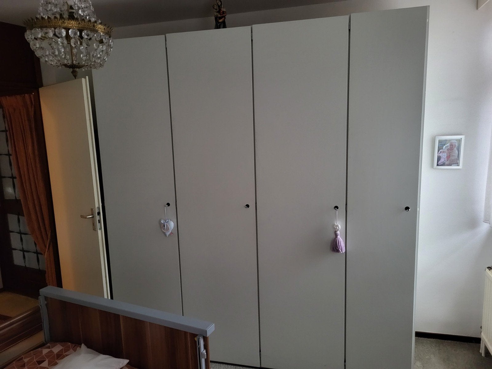 Grote kledingkast met 3-4 deuren, Ophalen, Overige materialen, Gebruikt, 200 cm of meer