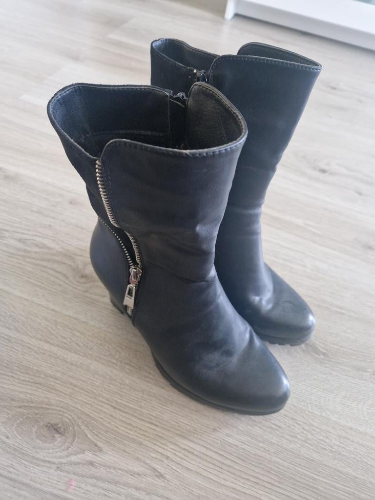 Zwarte enkellaarzen met ritsen van merk kayla, Zwart, Lage of Enkellaarzen, Nieuw, Ophalen of Verzenden
