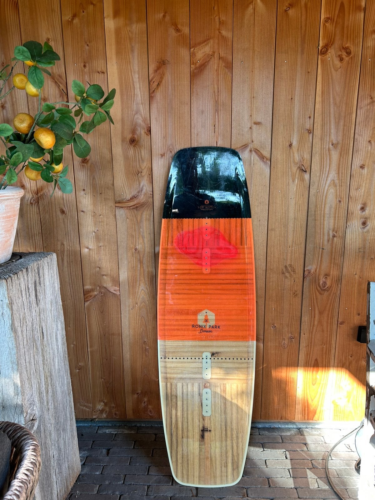 Wakeboard Ronix Park Division - 143, Watersport en Boten, Wakeboarden, Ophalen of Verzenden, Zo goed als nieuw