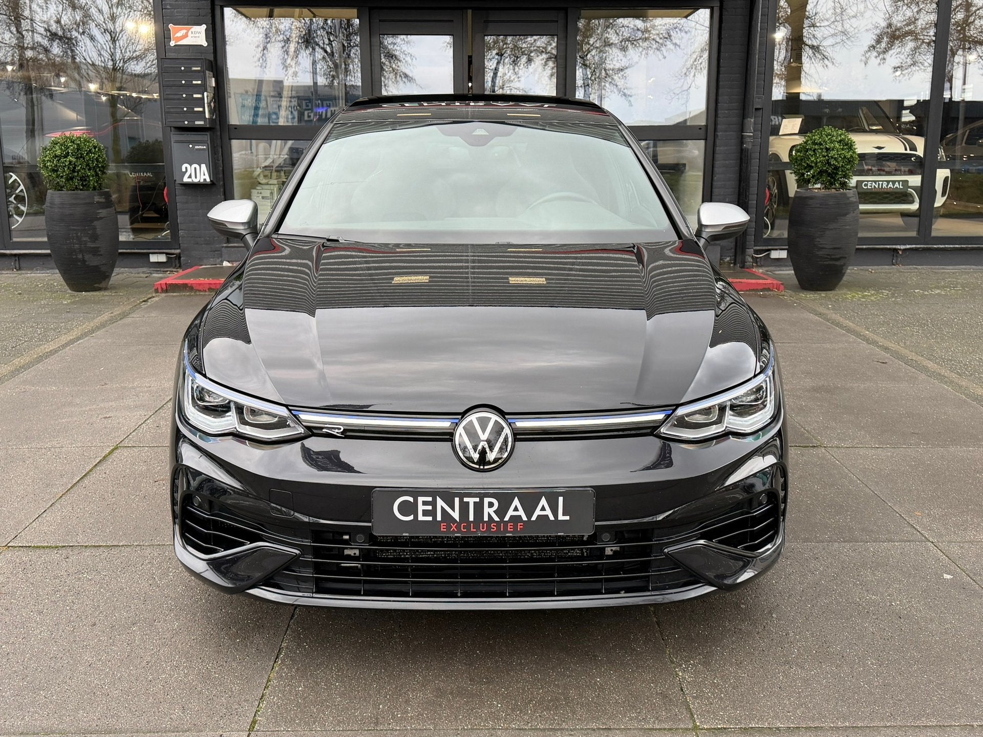 Volkswagen Golf 2.0 TSI R 4Motion 320PK|Pano|Carpay|Camera|A, Automaat, Gebruikt, Euro 6, 4 cilinders