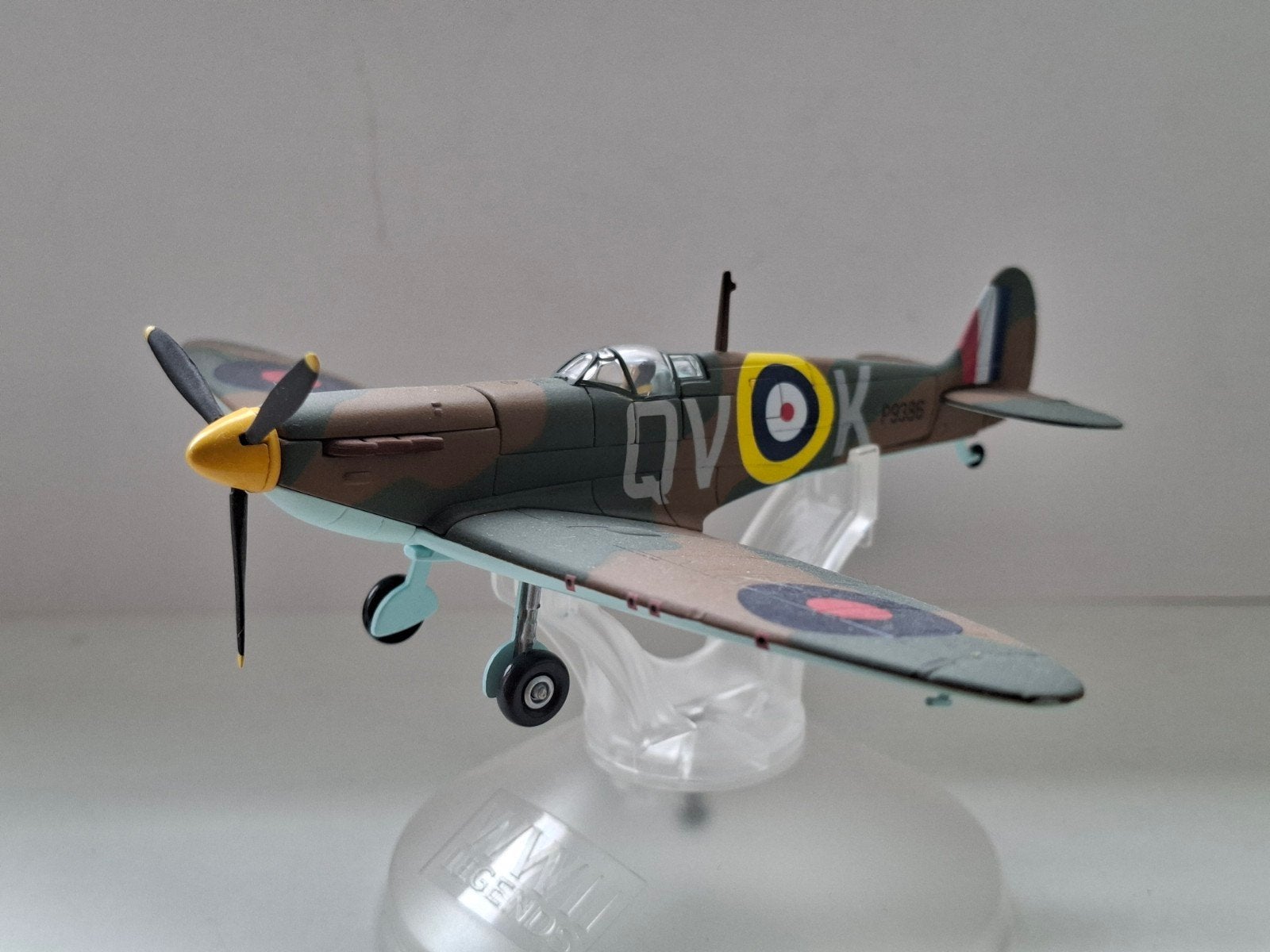 Corgi Spitfire MKI, Ophalen of Verzenden