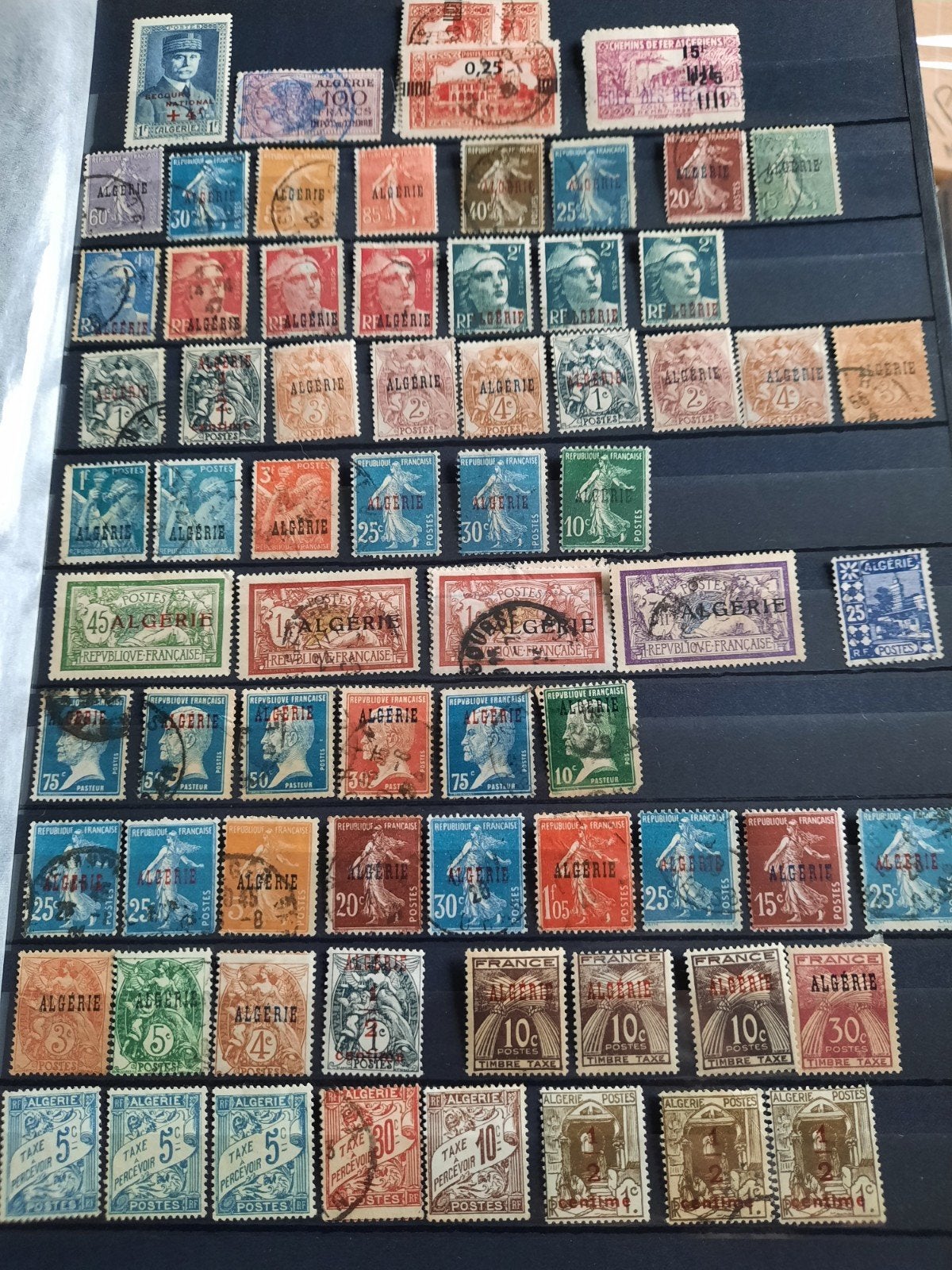 Verzameling Algerijnse postzegels  Franse kolonie, Verzenden