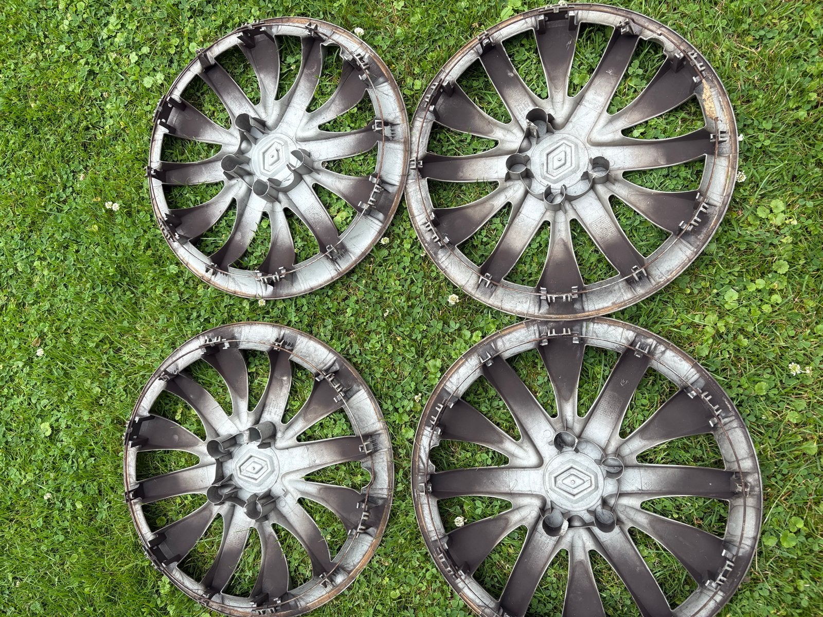 Renault wieldoppen 15 inch (set van 4). Origineel., Ophalen of Verzenden, Gebruikt