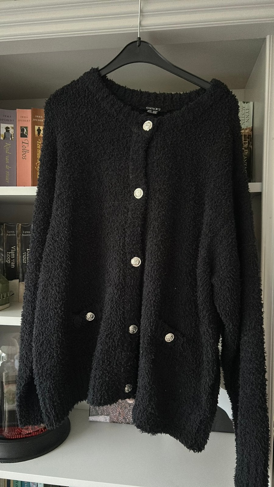 Zwart Fuffly damesvest maat L, Kleding | Dames, Truien en Vesten, Ophalen of Verzenden, Zo goed als nieuw, Zwart