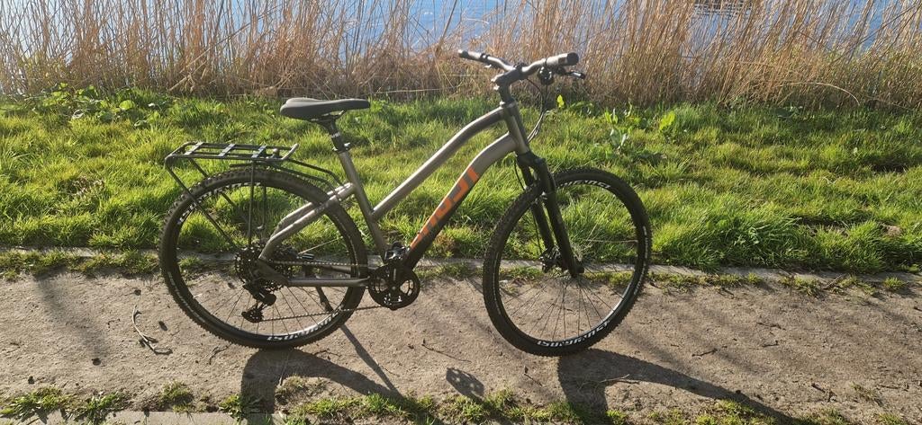 Ghost Square Cross Essential
12S Nieuw!, Fietsen en Brommers, 28 inch, 53 tot 56 cm, 10 tot 15 versnellingen, Nieuw