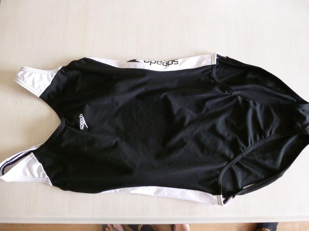 badpak SPEEDO ENDURANCE zwart wit 42 -GRATIS zend, Kleding | Dames, Badmode en Zwemkleding, Verzenden, Zo goed als nieuw, Zwart