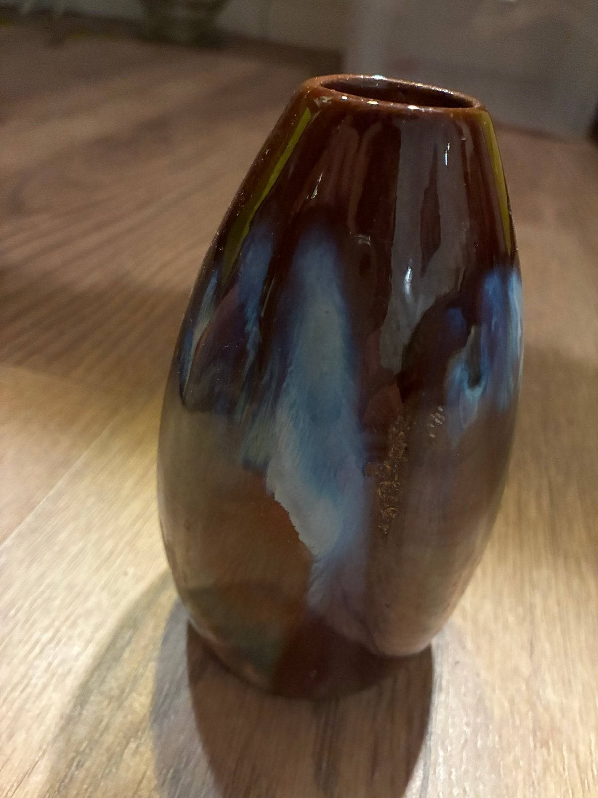 Unieke keramische vaas met glazuur in bruin en  blauw 13 cm, Ophalen of Verzenden